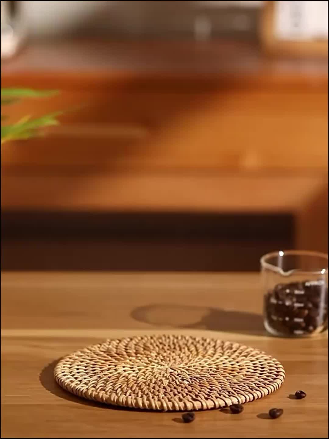 1pc of a 400Ml Portable Rechargeable Electric Stirring Cup That Automatically Mixes. This Electric Mixing Mug Features a Rotating Design Suitable for Both Indoor And Outdoor Use, Perfect for Beverages Like Hot Chocolate, Coco